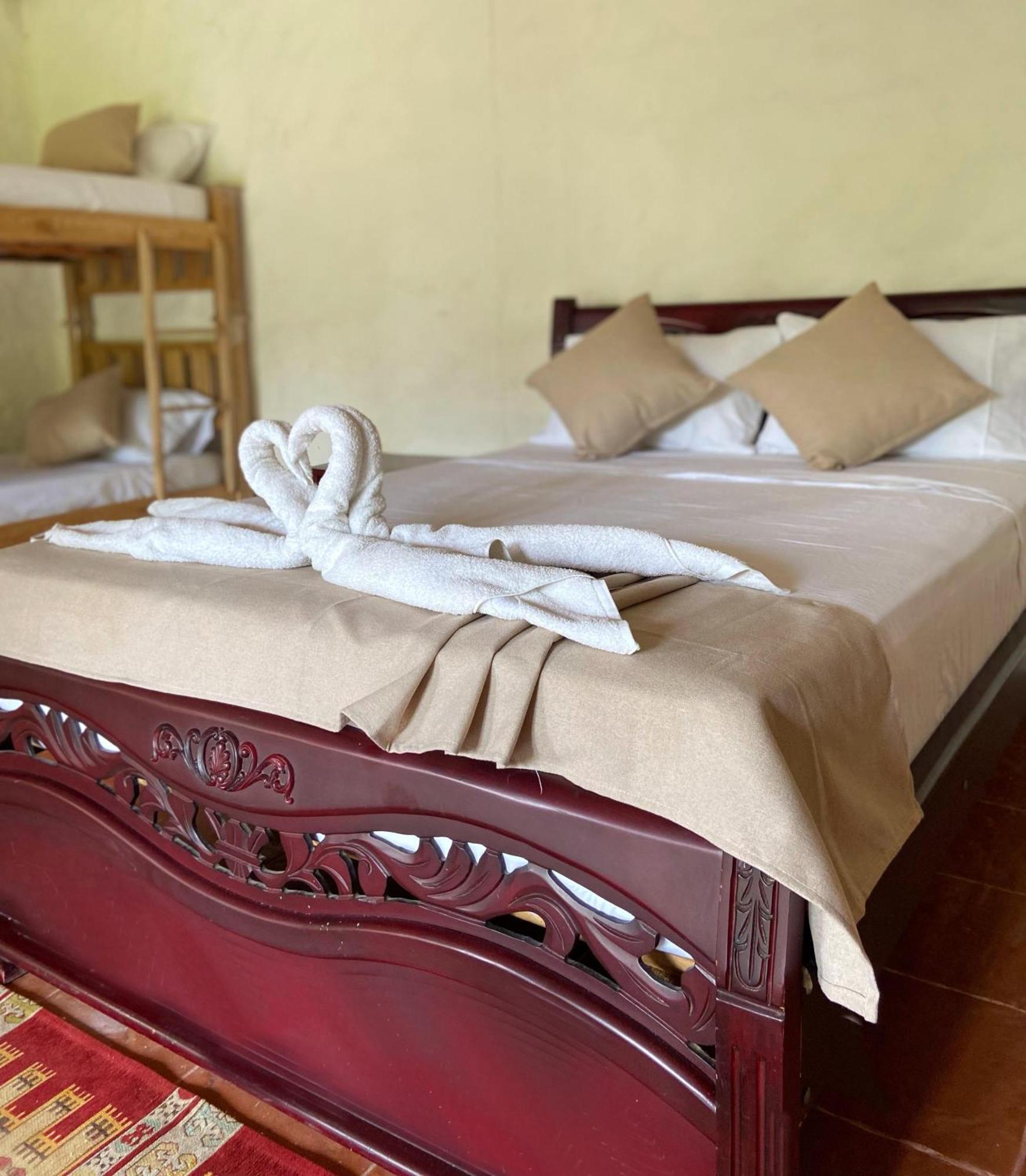 Etnia Lodge Мінка Екстер'єр фото
